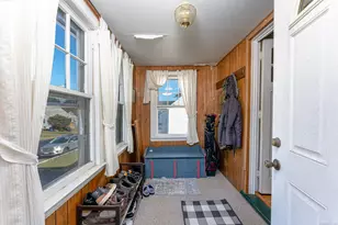 74 Macarthur Dr, Waterbury, CT 06704 - Photo 27