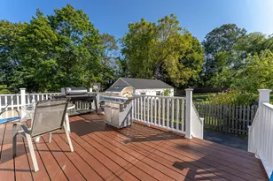 74 Macarthur Dr, Waterbury, CT 06704 - Photo 25