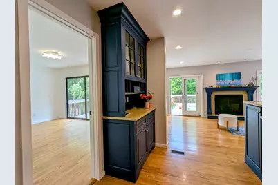 21 Holiday Point Road, Sherman, CT 06784 - Photo 5