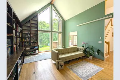 21 Holiday Point Road, Sherman, CT 06784 - Photo 3