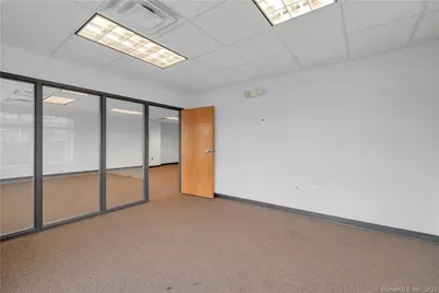 466 Heritage Road #2, Southbury, CT 06488 - Photo 13