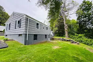 10 Bozrah St, Bozrah, CT 06334 - Photo 3