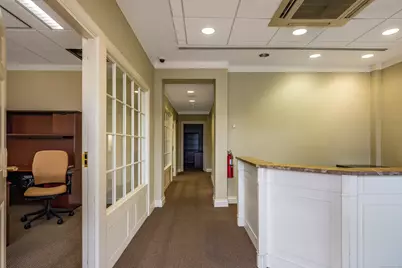 3 Essex Square, Essex, CT 06426 - Photo 9