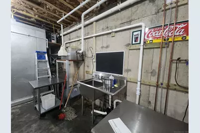 605 Wolcott Road, Wolcott, CT 06716 - Photo 17