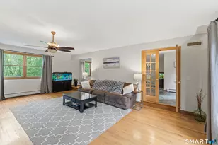 80 Mariner Cir, Trumbull, CT 06611 - Photo 5