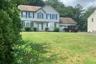 58 Amanda Cir, Windsor, CT 06095 - Photo 1