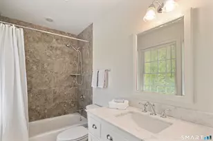 47 Summit Ridge Rd, Stamford, CT 06902 - Photo 27