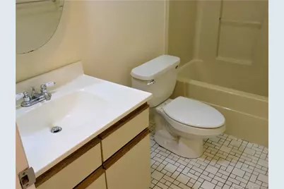 18 Greenview Lane #18, Milford, CT 06461 - Photo 23