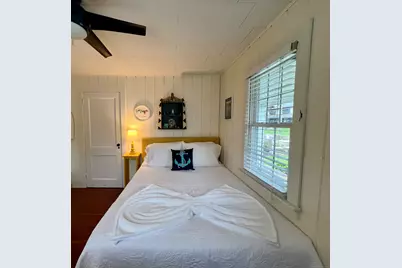 38 Seabreeze Road, Old Saybrook, CT 06475 - Photo 17