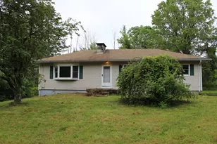 65 Wellswood Rd, Hebron, CT 06321 - Photo 1