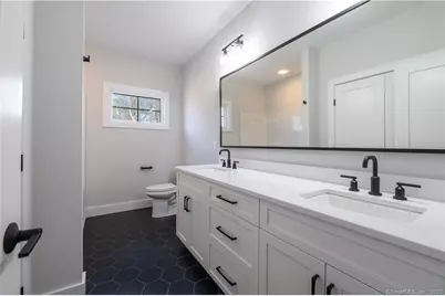 14 Pumpkin Grove, East Lyme, CT 06333 - Photo 7