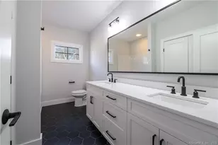 14 Pumpkin Grove, East Lyme, CT 06333 - Photo 7