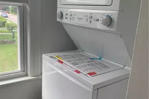 1 Farnsworth St, New London, CT 06320 - Photo 7