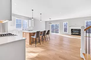 13 Legacy Ln, Monroe, CT 06468 - Photo 5