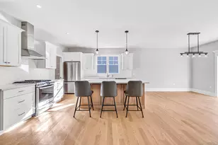 14 Legacy Ln, Monroe, CT 06468 - Photo 3