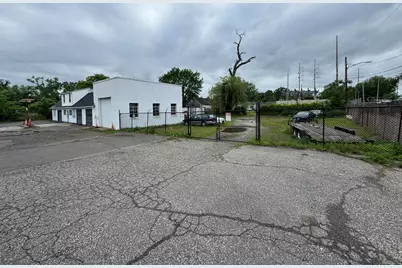 1096 Quinnipiac Avenue, New Haven, CT 06513 - Photo 3