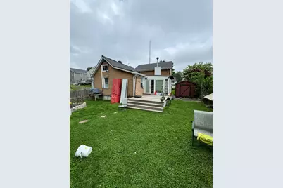 385 Chamberlain Avenue, Bridgeport, CT 06606 - Photo 3