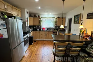 385 Chamberlain Ave, Bridgeport, CT 06606 - Photo 11