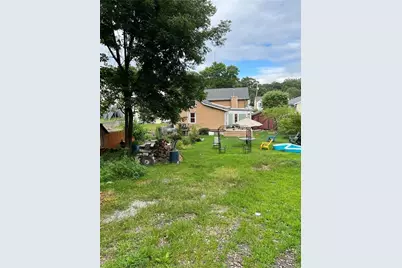 385 Chamberlain Avenue, Bridgeport, CT 06606 - Photo 5