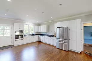 435 Maple Ave, Cheshire, CT 06410 - Photo 7