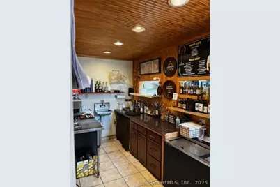 1474 Berlin Turnpike, Berlin, CT 06037 - Photo 9