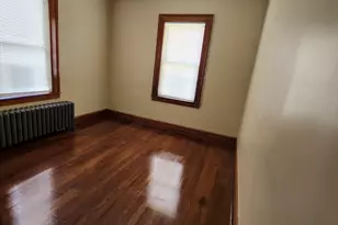 23 Harbison Ave, Hartford, CT 06106 - Photo 9