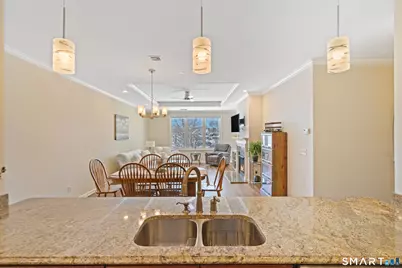 60 Maple Street #APT 31, Branford, CT 06405 - Photo 11