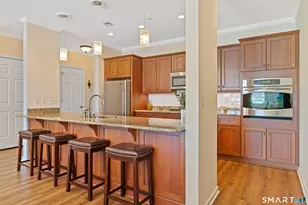 60 Maple St, Branford, CT 06405 - Photo 9