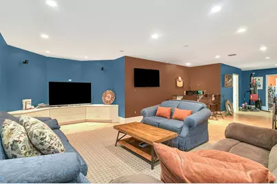 96 Comstock Hill Avenue, Norwalk, CT 06850 - Photo 25