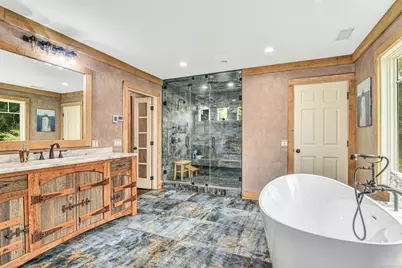 96 Comstock Hill Avenue, Norwalk, CT 06850 - Photo 19