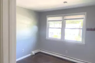 20 Heritage Pl, Bridgeport, CT 06606 - Photo 7