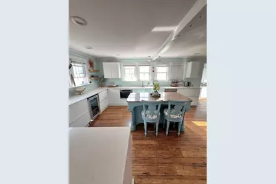 19 Bayview Avenue, East Lyme, CT 06357 - Photo 5