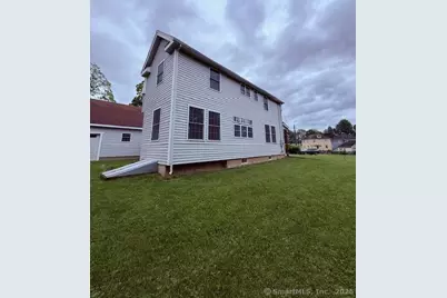 15 Suffield Street, Windsor Locks, CT 06096 - Photo 11