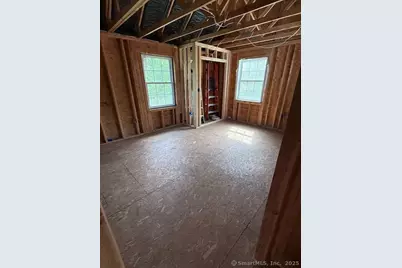 15 Suffield Street, Windsor Locks, CT 06096 - Photo 29