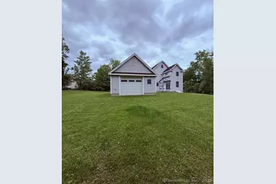 15 Suffield Street, Windsor Locks, CT 06096 - Photo 9