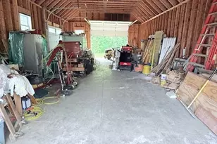 15 Suffield St, Windsor Locks, CT 06096 - Photo 31