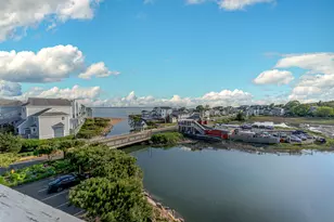 2 Mansfield Grove Rd, East Haven, CT 06512 - Photo 25