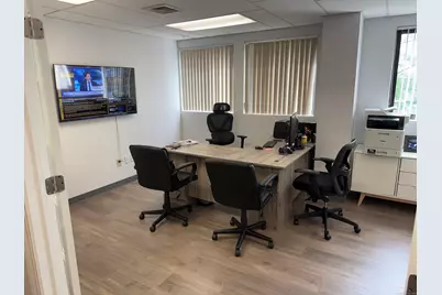 36 Mill Plain Road #304, Danbury, CT 06811 - Photo 5