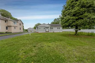 34 River St, East Haven, CT 06512 - Photo 29