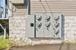 728 Quinnipiac Ave, New Haven, CT 06513 - Photo 31