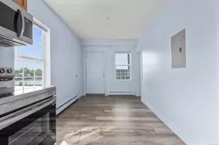 728 Quinnipiac Ave, New Haven, CT 06513 - Photo 11