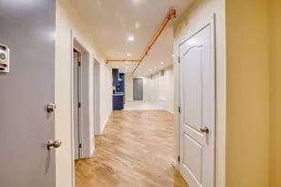 247 Willow St, Waterbury, CT 06710 - Photo 9