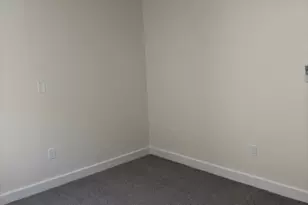 70 Dyke Ln, Stamford, CT 06902 - Photo 7