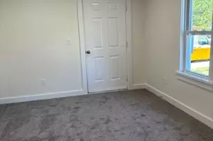 70 Dyke Ln, Stamford, CT 06902 - Photo 9