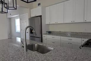 647 Broadview Terrace, Hartford, CT 06106 - Photo 5