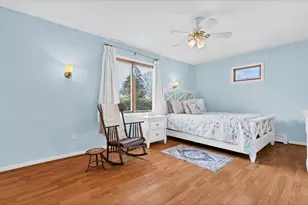 224 Neptune Dr, Groton, CT 06340 - Photo 17