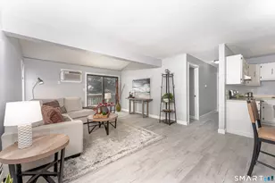 127 Woodland Dr, Cromwell, CT 06416 - Photo 7