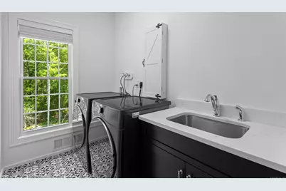 33 Arbor Crossing, East Lyme, CT 06333 - Photo 33