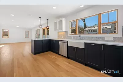 105 Houston Terrace, Stamford, CT 06902 - Photo 9