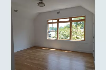 105 Houston Terrace, Stamford, CT 06902 - Photo 15